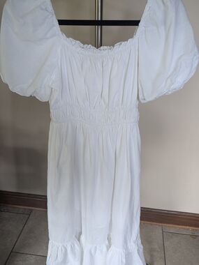 Dizzy Lizzy White Puff Sleeve Cottagecore Smocked Midi Dress Size S $30